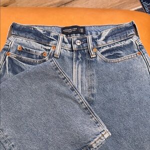 Abercrombie & Fitch Blue Relaxed Men Jeans